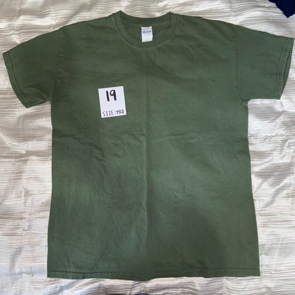 Green short sleeve shirt